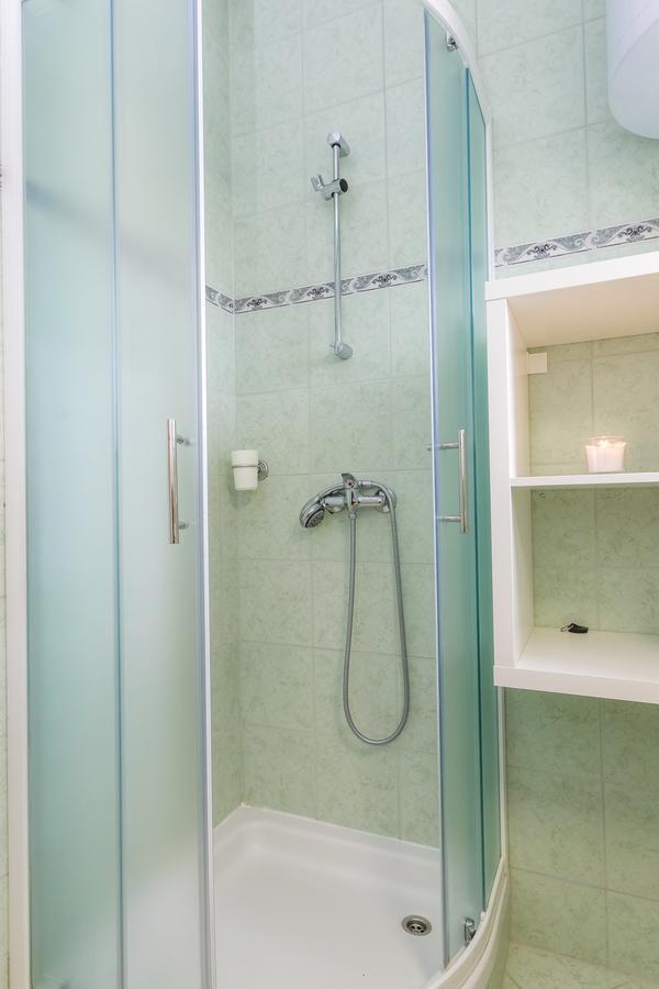Apartments In City Center Ventus Новалья Экстерьер фото