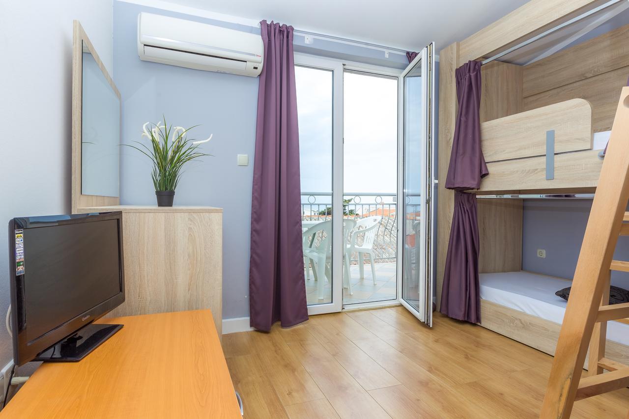 Apartments In City Center Ventus Новалья Экстерьер фото