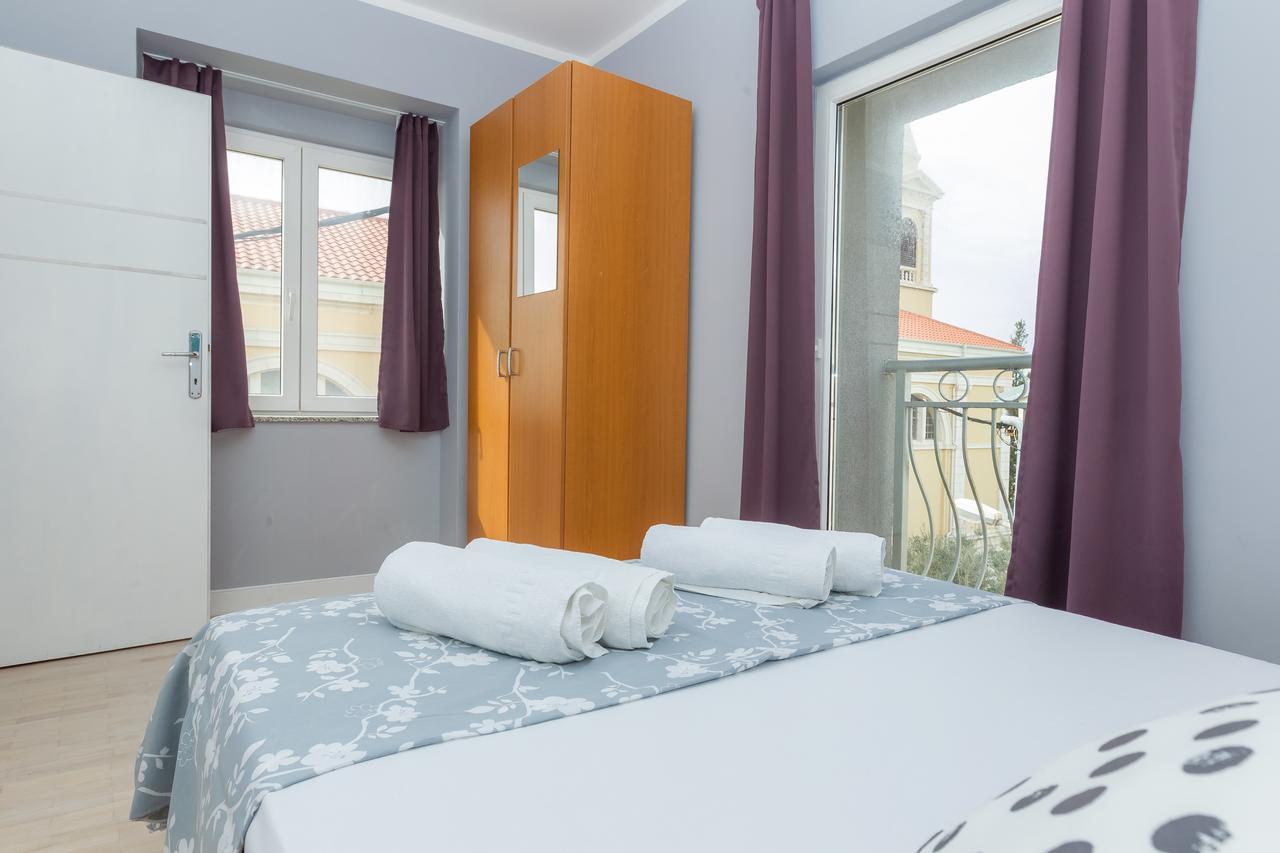 Apartments In City Center Ventus Новалья Экстерьер фото